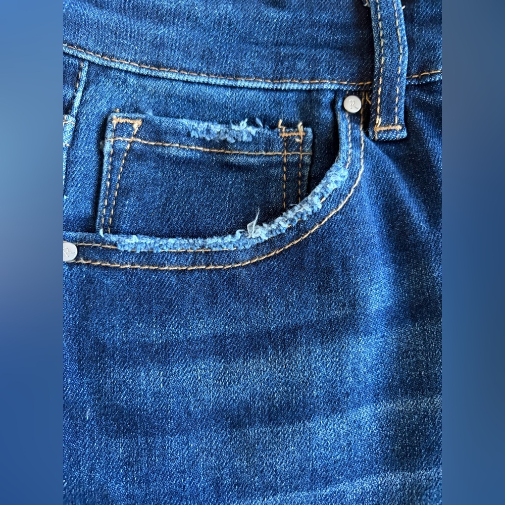 NWT RISEN High-Rise Crop Straight Jeans w/ Distressed Raw Hem Dark Blue 13/31 - Picture 7 of 16